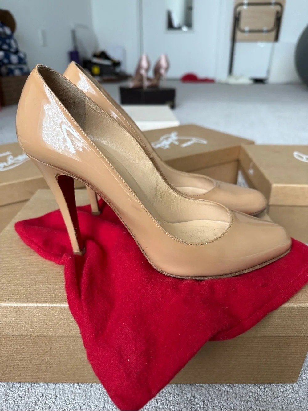 Christian Louboutin Nude Patent Leather  Pumps